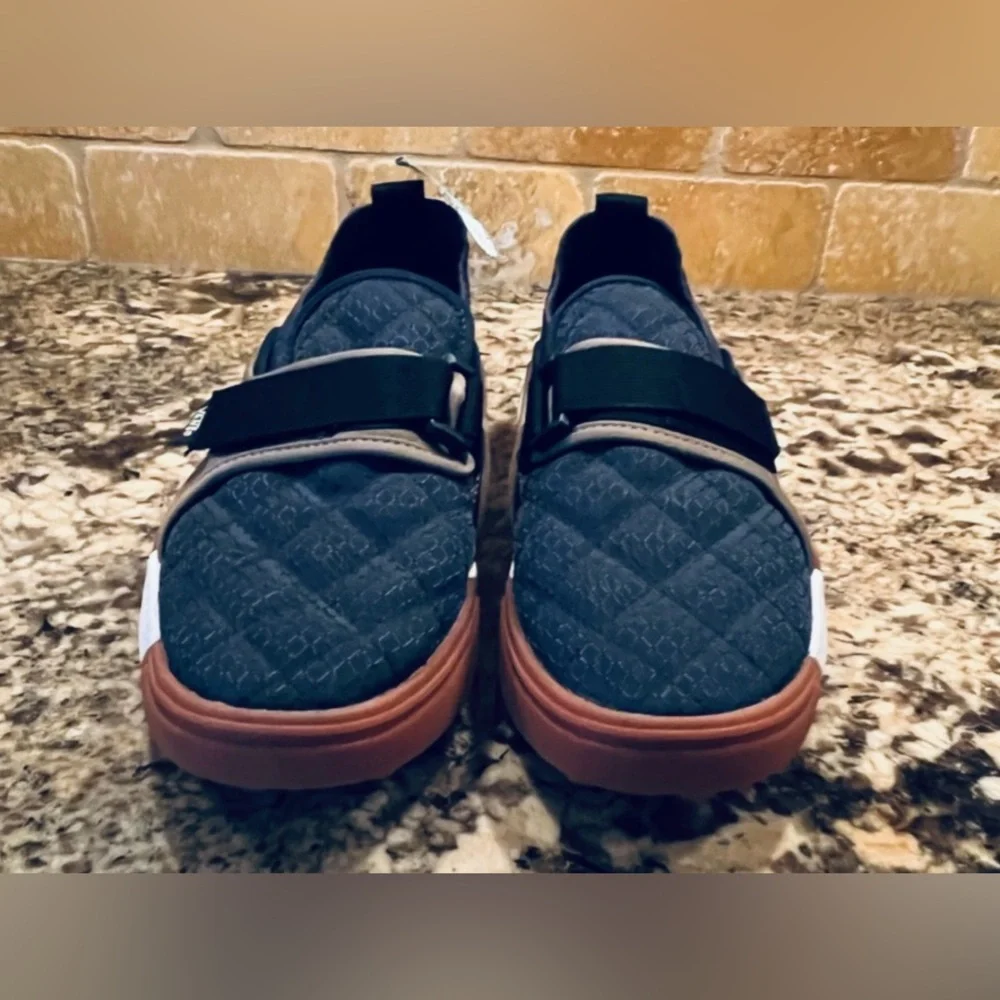 NWT Vans Cordura Coast CC Shoe